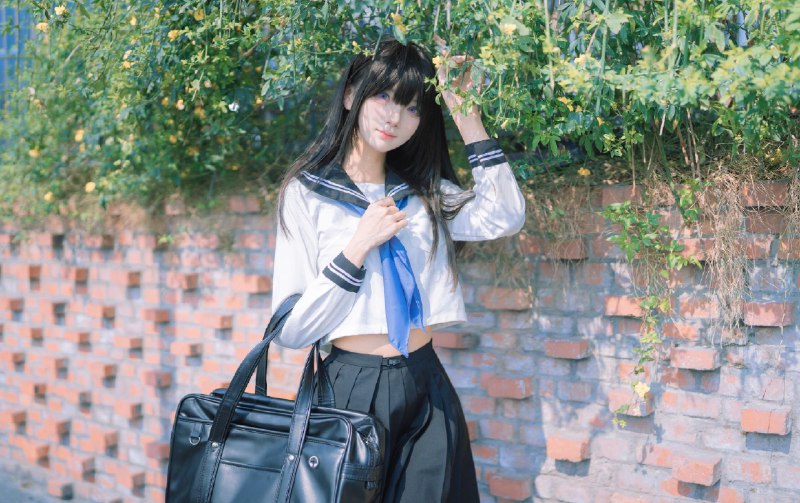 2025了 谁还在出冰菓啊 - 小红书📷：@沉吟 上个月拍的啦#cos #cosplay #冰菓 #jk #千反田爱瑠#樱花#摄影#日系2025了 谁还在出冰菓啊 - 小红书📷：@沉吟 上个月拍的啦#cos #cosplay #冰菓 #jk #千反田爱瑠#樱花#摄影#日系