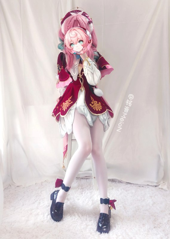 出了风堇cos，这两天玩大伊万玩爽了，带爆伤衣刷素材遐蝶没出手就结束了，这就是星穹铁道的治疗位吗[崩坏：星穹铁道-匹诺康尼_流萤] 另外我知道兄弟们肯定是过不了这个节了，但还是祝各位大儿童节日快乐，保持童心[崩坏：星穹铁道-匹诺康尼_知更鸟] 还有别急风堇cos视频后面会发的[崩坏：星穹铁道-匹诺康尼_花火]via 昵称不会被起完了吧 关注的动态 (author: 铭音MeioN-official)出了风堇cos，这两天玩大伊万玩爽了，带爆伤衣刷素材遐蝶没出手就结束了，这就是星穹铁道的治疗位吗[崩坏：星穹铁道-匹诺康尼_流萤] 另外我知道兄弟们肯定是过不了这个节了，但还是祝各位大儿童节日快乐，保持童心[崩坏：星穹铁道-匹诺康尼_知更鸟] 还有别急风堇cos视频后面会发的[崩坏：星穹铁道-匹诺康尼_花火]via 昵称不会被起完了吧 关注的动态 (author: 铭音MeioN-official)