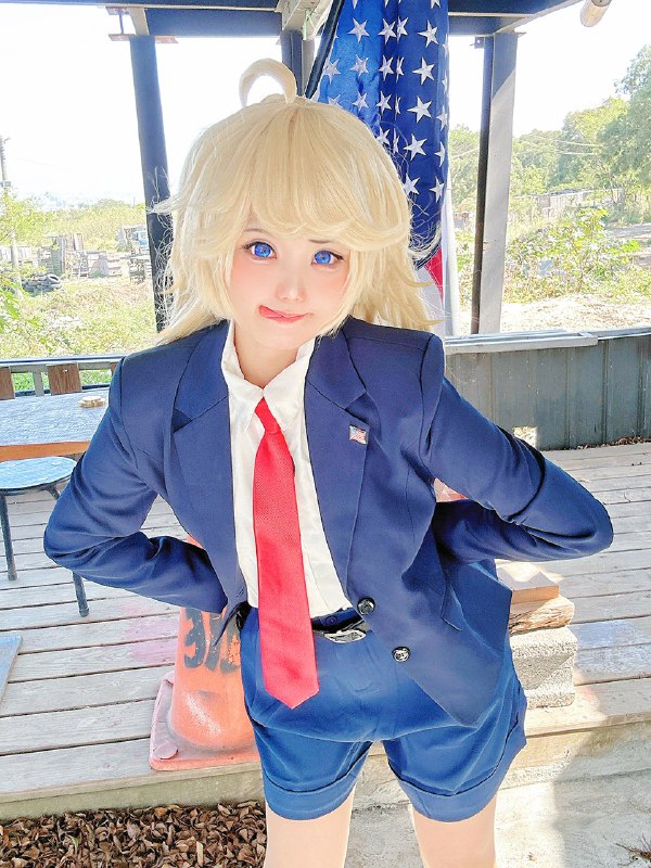 ネネコ✦Neneko✦:Donald J. Trump chan 🇺🇸🗽トランプ大統領❤️💙#cosplay #Trump 