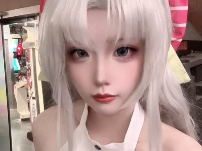 请把心交给柯莱塔～-@阿颜颜颜err:发布视频-仿妆cos-颜值·网红舞播放量:1.35万  弹幕:3  评论:109点赞:6570  投币:137  收藏:2364发布日期:2025-05-04 15:07:01上传日期:2025-05-04 15:06:29时长:0:00:12